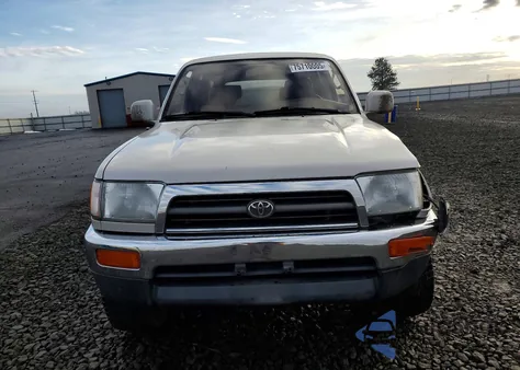 1998 Toyota 4Runner Sr5 z USA, uszkodzony, nr VIN JT3GN86R1W0074691